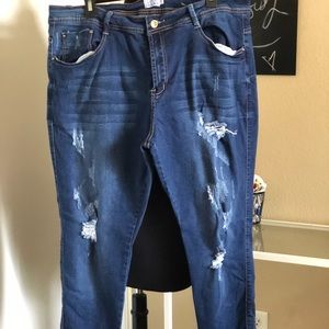 LoLo Ripped Jeans